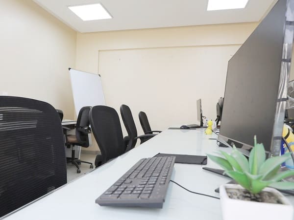 Fixed Desk Space, Dedicated Desk